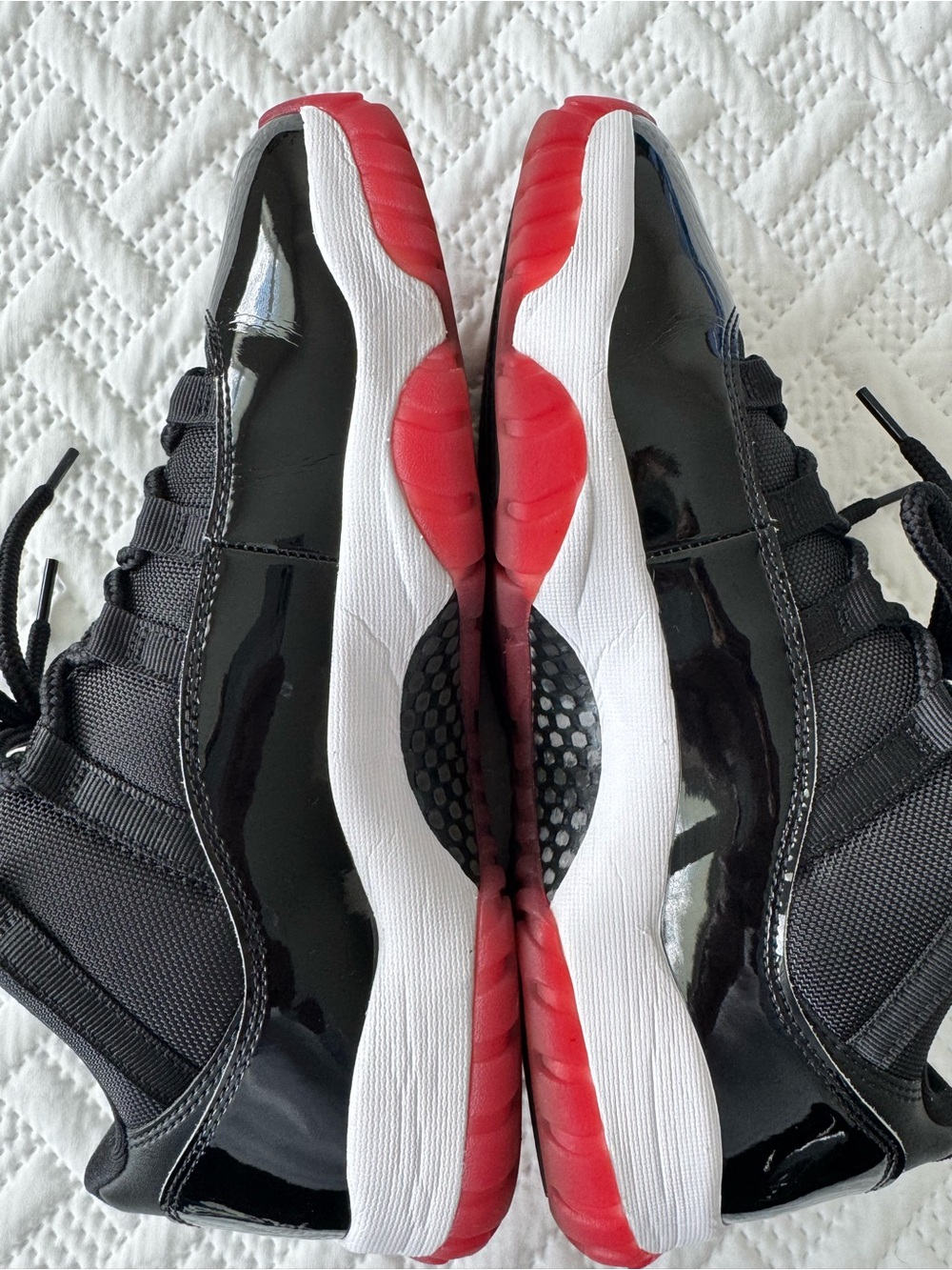 Air Jordan 11 Retro Low "Bred" 2025 Size 10 - Picture 10 of 11
